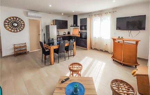 Narbonne Apartment | Awesome Apartment In Narbonne With Wifi