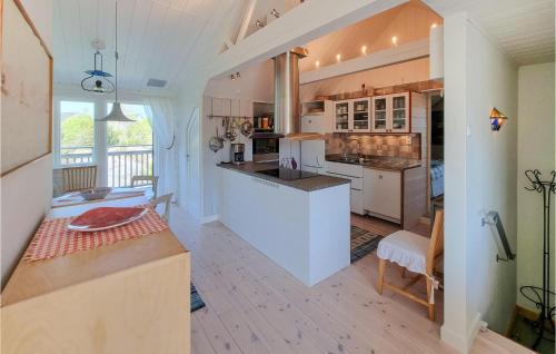 Bohus-Malmon Apartment | Awesome Apartment In Bohus-Malmön