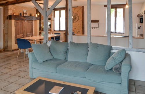 Cenac-et-Saint-Julien House | Awesome home in Cenac-Et-Saint-Julien