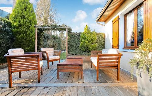 Gonneville-sur-Honfleur House | Awesome Home In Gonneville-S,-Honfleur