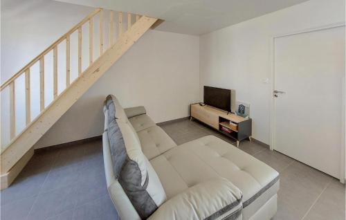 Saint-Vincent-sur-Jard House | Awesome Home In Saint Vincent Sur Jard