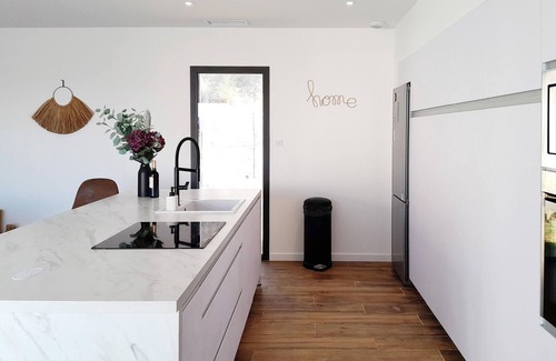 Malves-en-Minervois House | Awesome home in Malves En Minervois