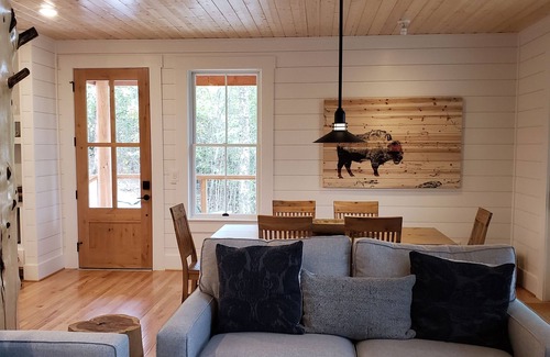 Saint Joe House | Awesome Home at Sky Hawk Ridge, a 185-Acre Refuge, ONE MILE to Buffalo River