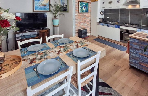 Plounevez-Quintin House | Awesome home in Plounevez-Quintin