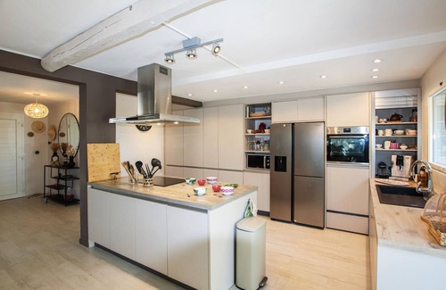 Rochefort-du-Gard House | Awesome home in Rochefort du gard