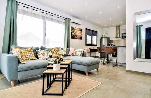 Vallon-Pont-d'Arc House | Awesome home in Vallon-Pont-d'Arc