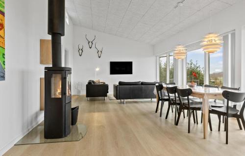 Aabenraa House | Awesome Home In Aabenraa With Wifi