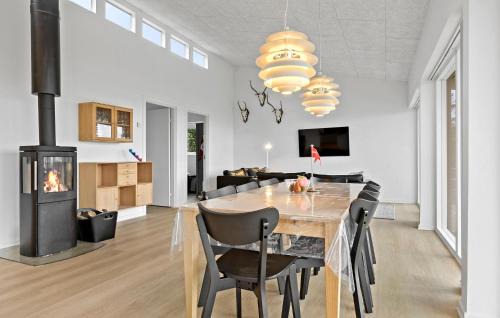 Aabenraa House | Awesome Home In Aabenraa With Wifi