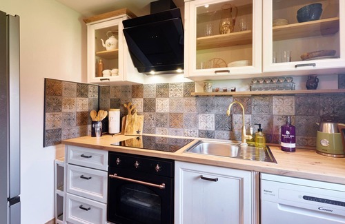 Pokupsko House | Awesome home in Augustanovec with WiFi
