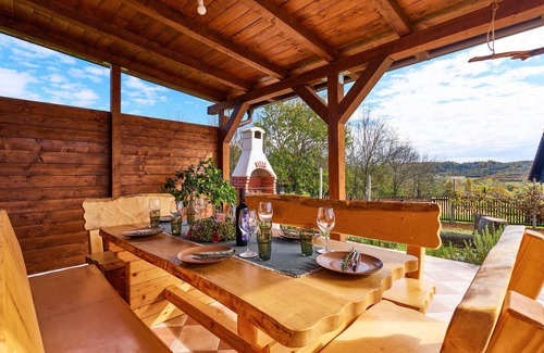 Pokupsko House | Awesome home in Augustanovec with WiFi