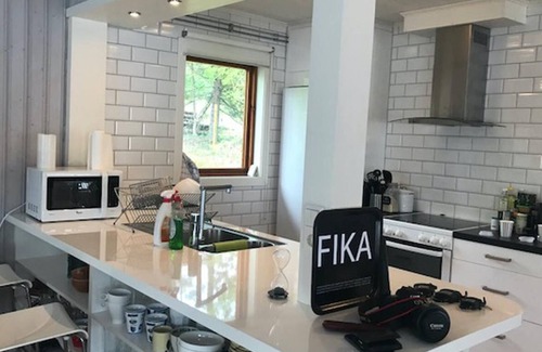 Ornskoldsvik Municipality House | Awesome home in Bredbyn with WiFi, Sauna and Jacuzzi