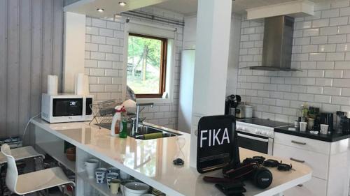 Ornskoldsvik Municipality House | Awesome Home In Bredbyn With Wifi, Sauna And Jacuzzi