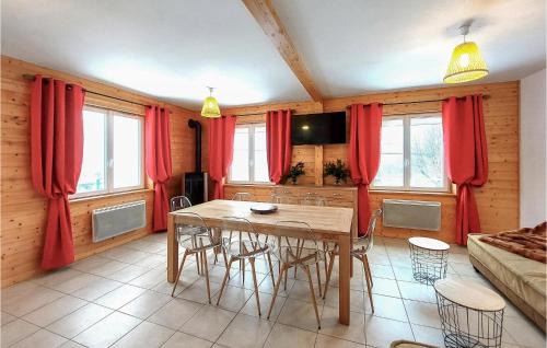 Granges-Aumontzey House | Awesome Home In Granges-Aumontzey