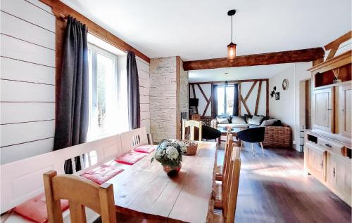 Granges-Aumontzey House | Awesome Home In Granges-Aumontzey