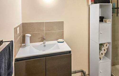 Milly-sur-Therain House | Awesome Home In Milly-Sur-Thérain