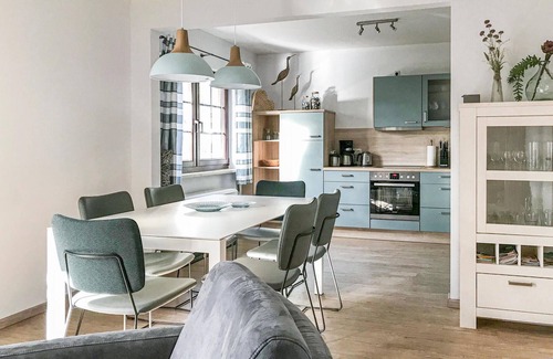 Fuhlendorf House | Awesome home in Fuhlendorf with kitchen