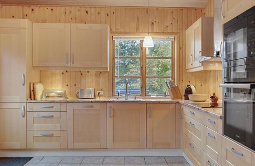 Smidstrup Strand House | Awesome home in Gilleleje with kitchen