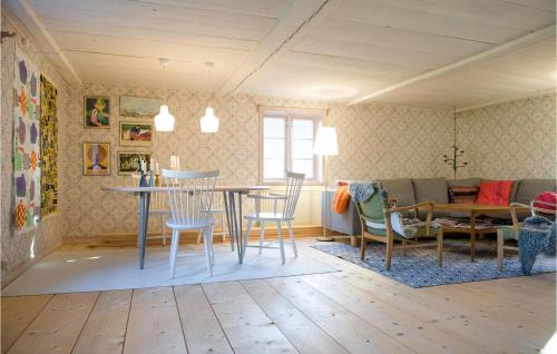 Grisslehamn House | Awesome Home In Grisslehamn With Sauna