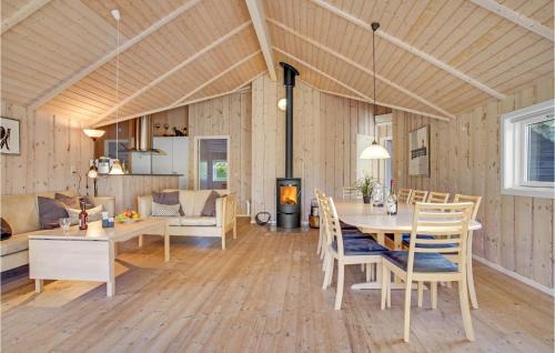 Hou House | Awesome Home In Hals With Sauna