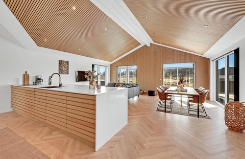 Harboore House | Awesome home in Harboøre with kitchen