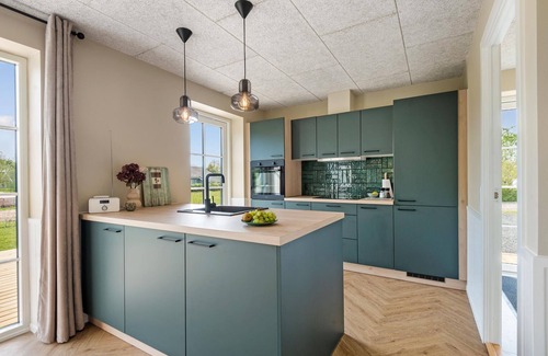 Hovborg House | Awesome home in Hovborg with kitchen