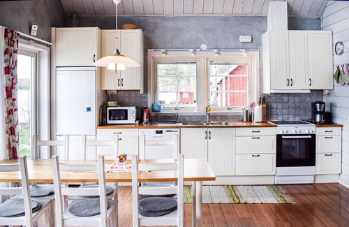 Hylte House | Awesome home in Hyltebruk with sauna