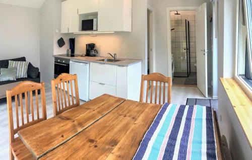 Svanshall House | Awesome Home In Jonstorp With Wifi