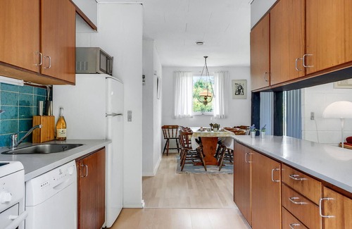 Skødshoved Strand House | Awesome home in Knebel with kitchen