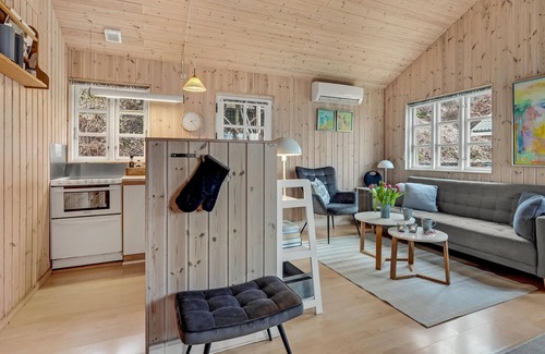 Mariager House | Awesome home in Mariager with WiFi