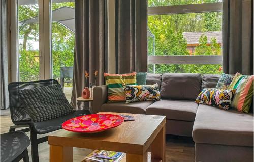 Langstraat House | Awesome Home In Meijel With Sauna