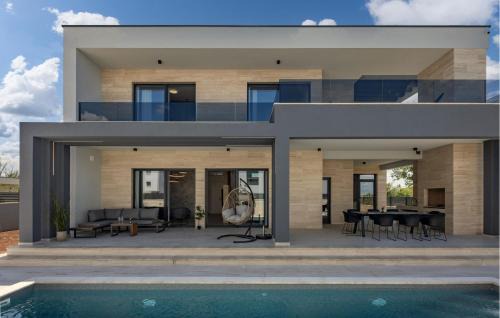 Nin House | Awesome Home In Nin With House Sea View