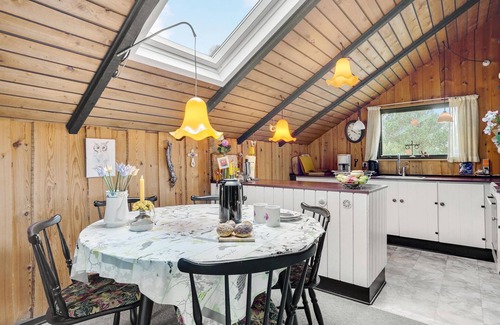 Houstrup House | Awesome home in Nørre Nebel with WiFi