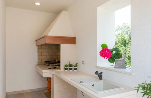 Sveta Katarina House | Awesome home in Pican