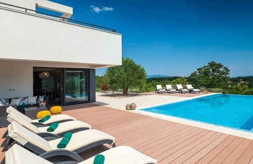 Sveta Katarina House | Awesome home in Pican