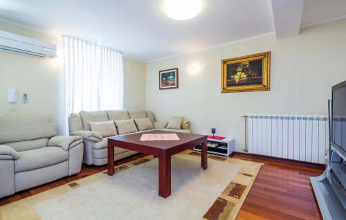 Pobri House | Awesome Home In Pobri