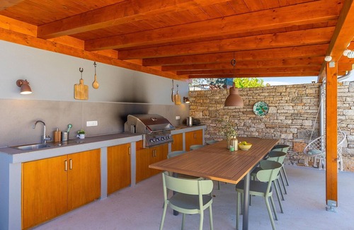 Strpacici House | Awesome home in Porec