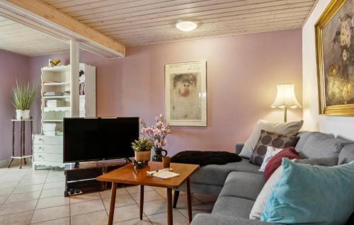 Randers House | Awesome Home In Randers Sv With Wifi