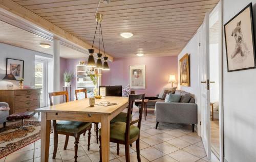 Randers House | Awesome Home In Randers Sv With Wifi
