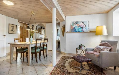 Randers House | Awesome Home In Randers Sv With Wifi