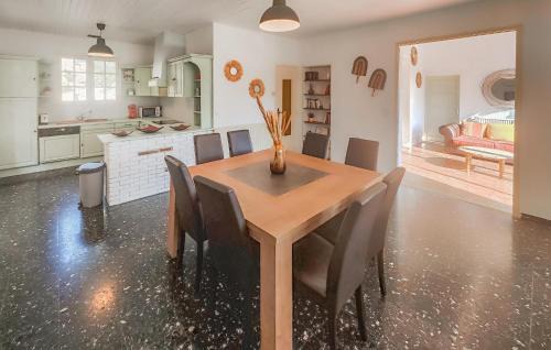 Roquebrun House | Awesome Home In Roquebrun