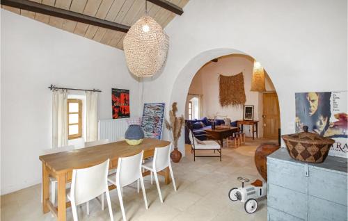 Saint-Montan House | Awesome Home In Saint-Montant