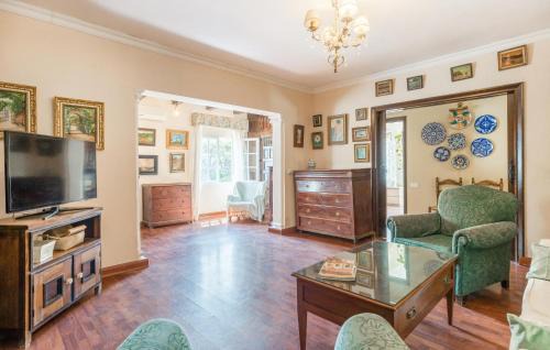 Moron de la Frontera House | Awesome Home In Sevilla With Wifi