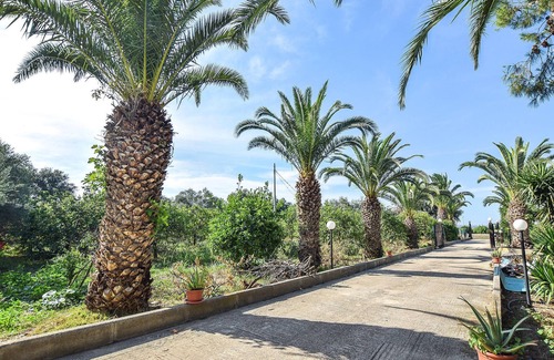 Maeggio House | Awesome home in Siracusa