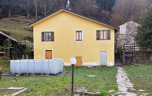 Varese Ligure House | Awesome Home In Varese Ligure
