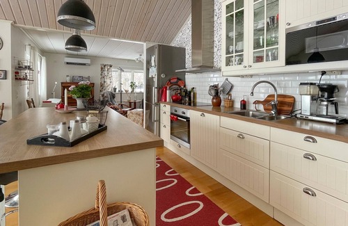 Varnamo Municipality House | Awesome home in Värnamo with kitchen