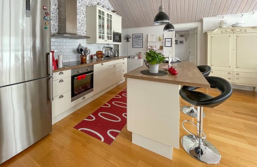 Varnamo Municipality House | Awesome home in Värnamo with kitchen