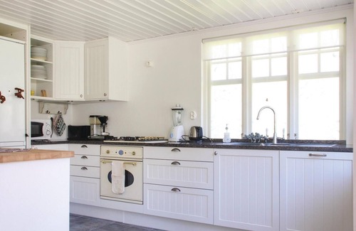 Gamla Staden-Sandskogen House | Awesome home in Ystad with kitchen