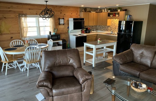 Pittsburg House | Awesome Lakefront Home With Panoramic Views And A Private Boat Dock