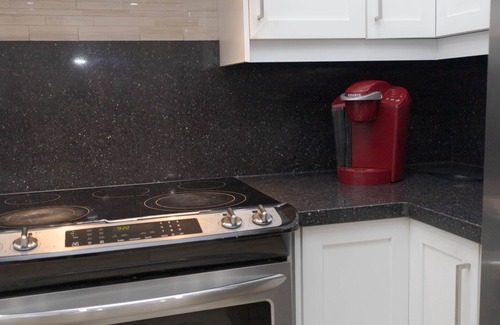 Brampton House | AWESOME MAIN HOUSE/BASEMENT IS SEPARATE SUITE