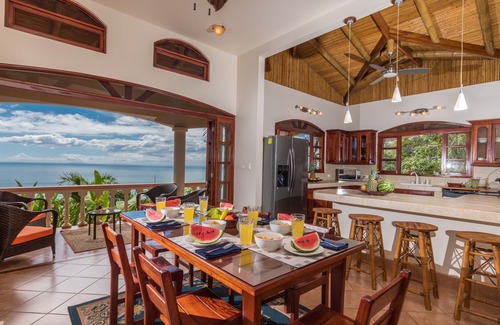 Dominical House | Awesome Ocean View & Amazing Wildlife!